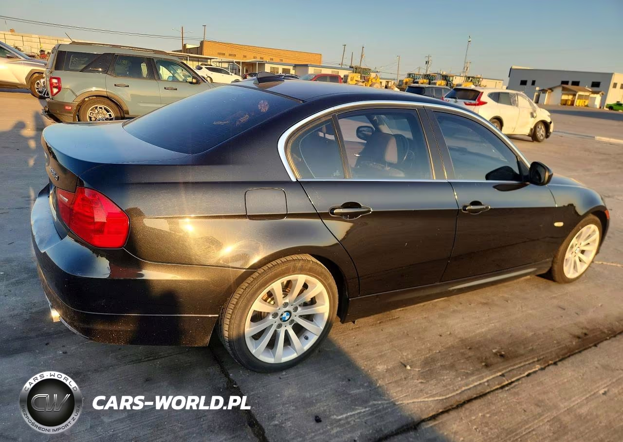 2010 BMW 335 D VIN:WBAPN7C57AA778742 - 3