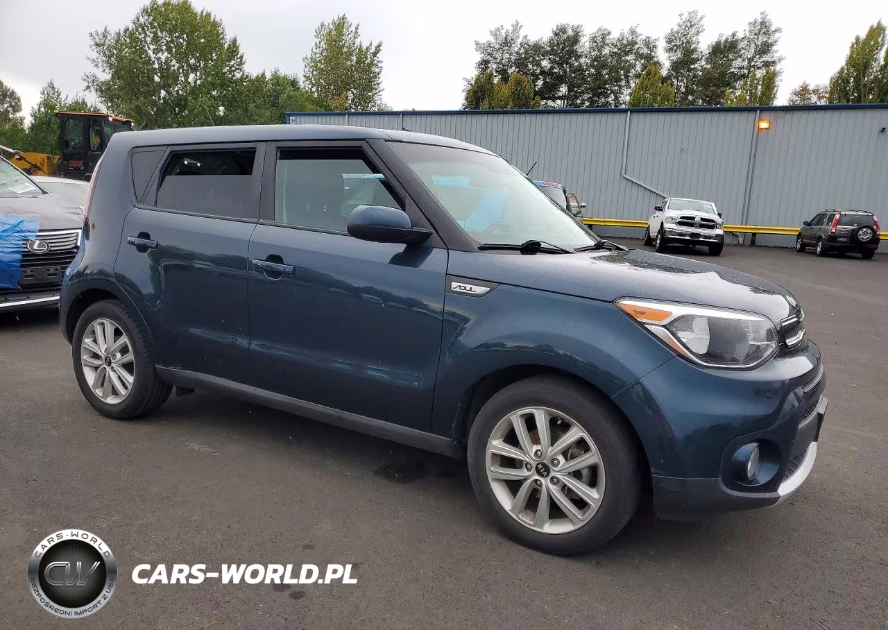 2018 Kia Soul VIN:KNDJP3A50J7527461 - 4