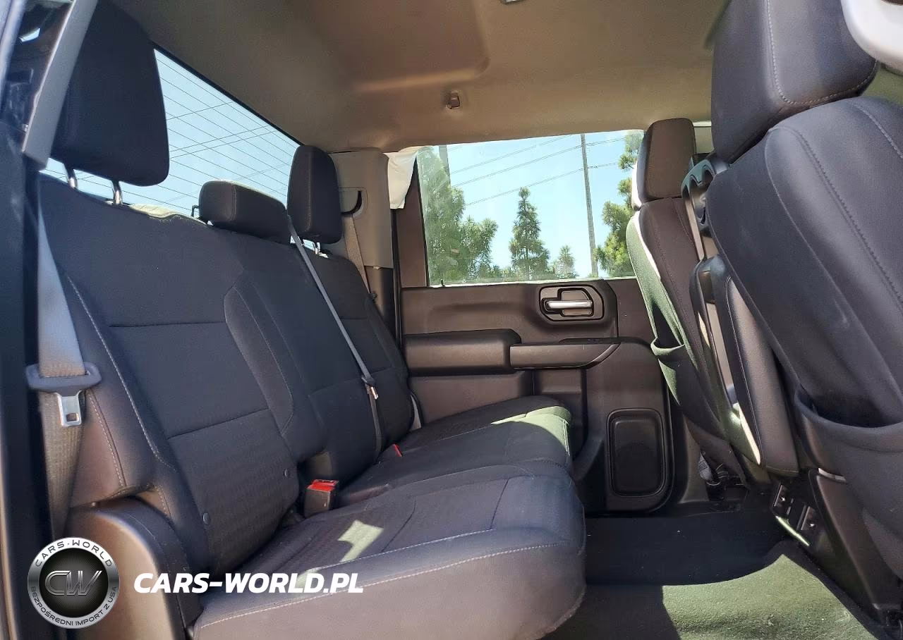 2024 Chevrolet Silverado K2500 Custom VIN:2GC4YME77R1263899 - 10