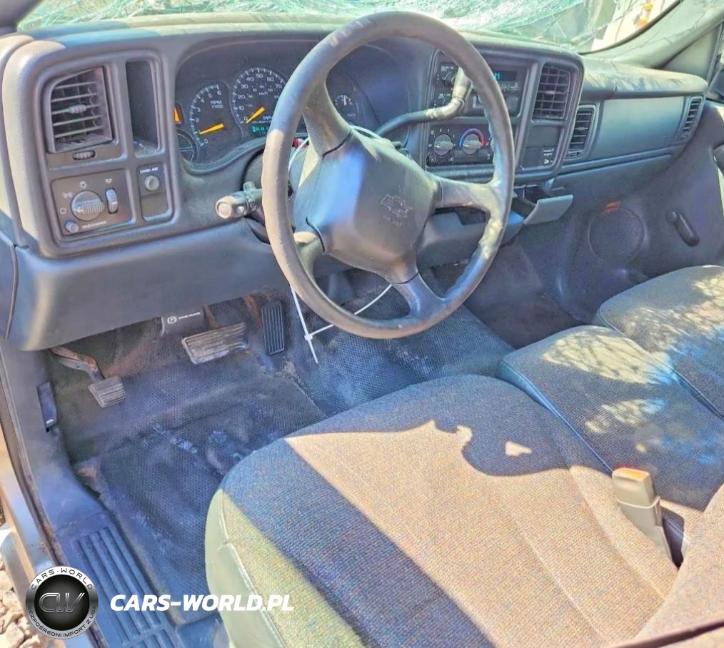 2000 Chevrolet Silverado C1500 VIN:1GCEC14W2YE299135 - 8