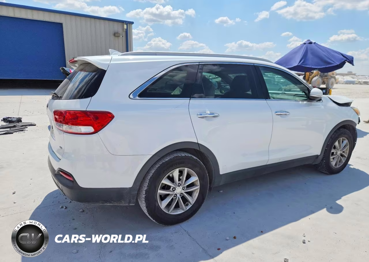 2016 Kia Sorento Lx V6 VIN:5XYPG4A52GG023943 - 3