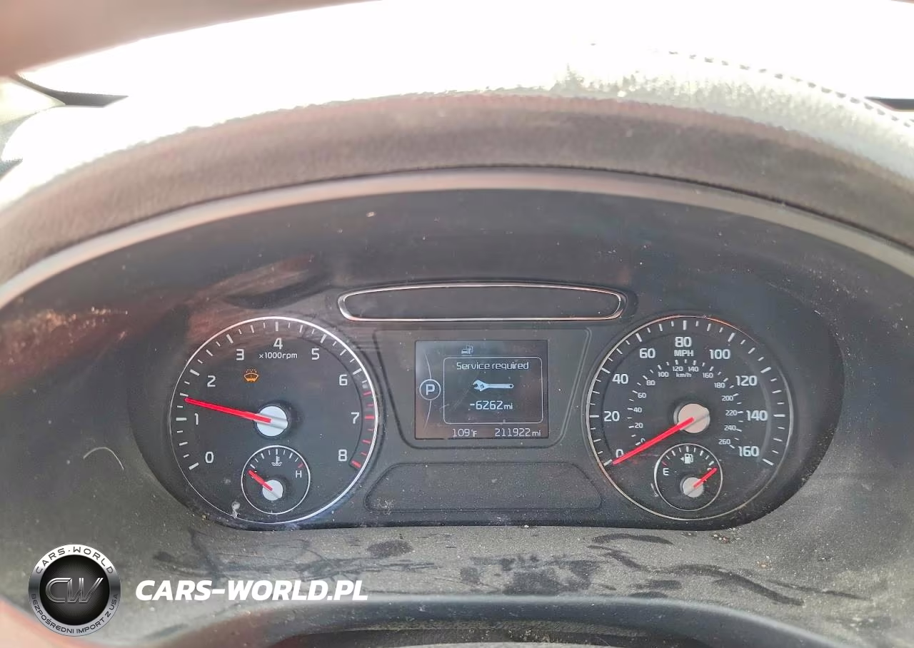 2016 Kia Sorento Lx V6 VIN:5XYPG4A52GG023943 - 9