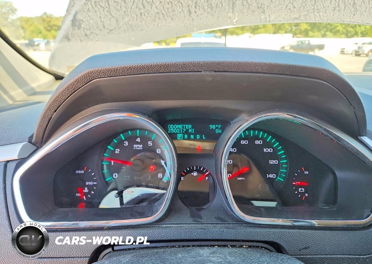 2011 Chevrolet Traverse Lt VIN:1GNKVGED6BJ383266 - 9