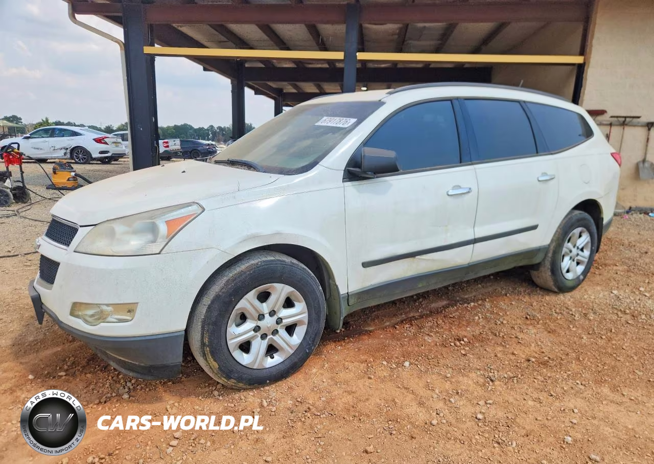 2012 CHEVROLET TRAVERSE LS