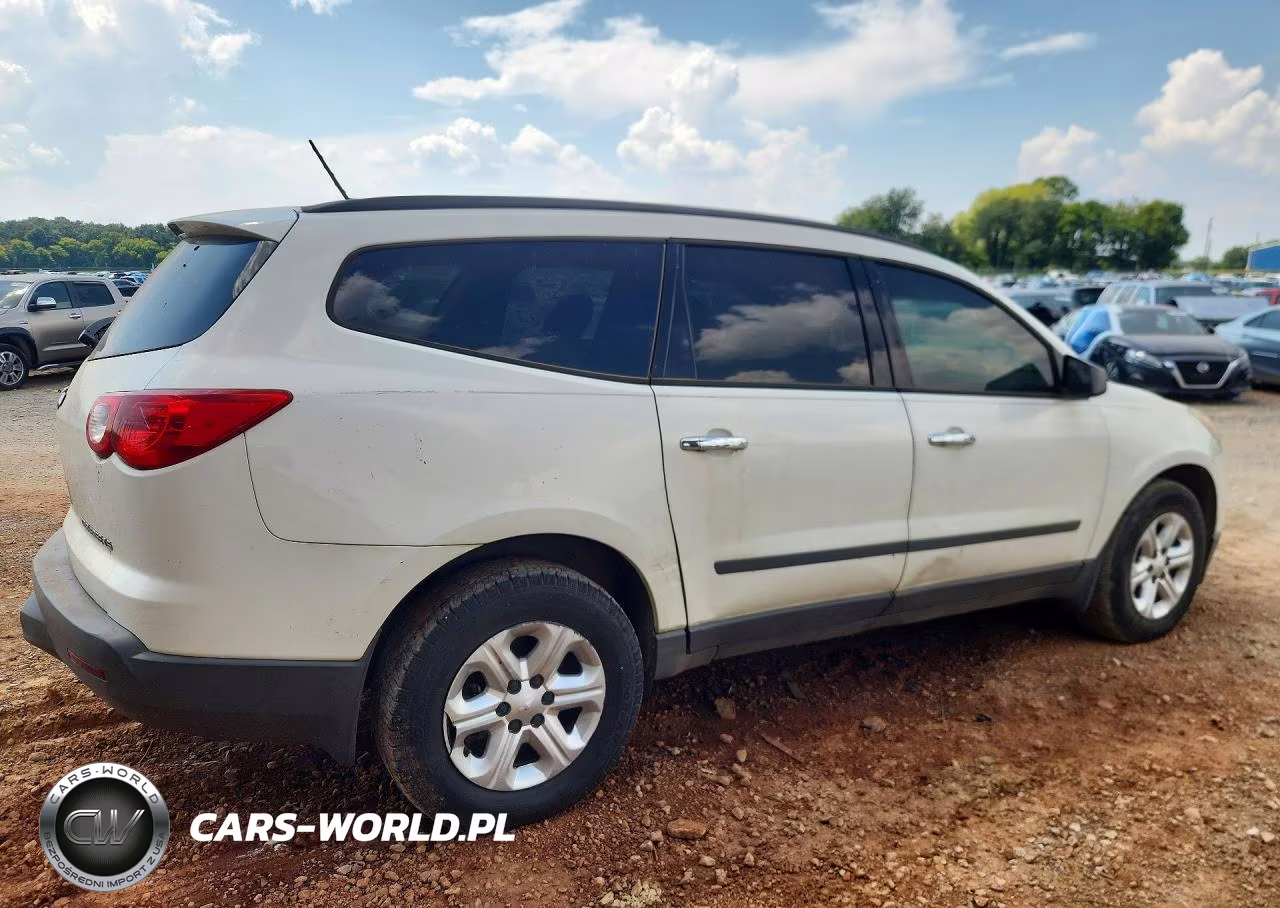 2012 CHEVROLET TRAVERSE LS VIN:1GNKRFED9CJ306892 - 3
