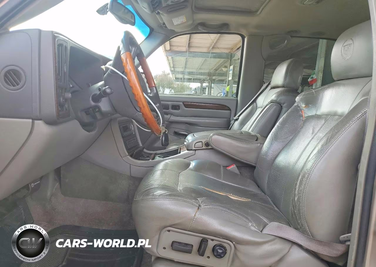 2002 Cadillac Escalade Luxury VIN:1GYEC63TX2R292111 - 7
