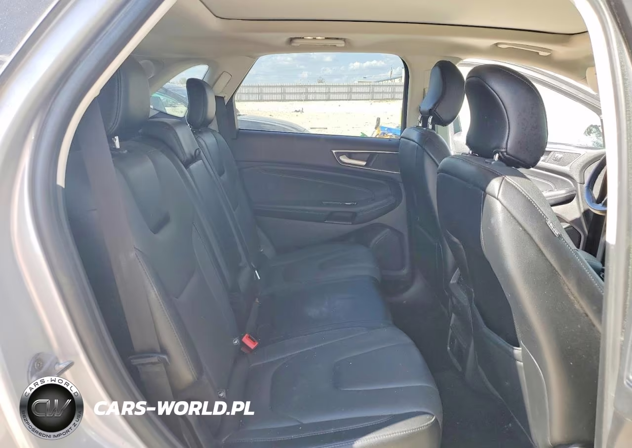 2018 Ford Edge Titanium VIN:2FMPK3K9XJBB42731 - 10