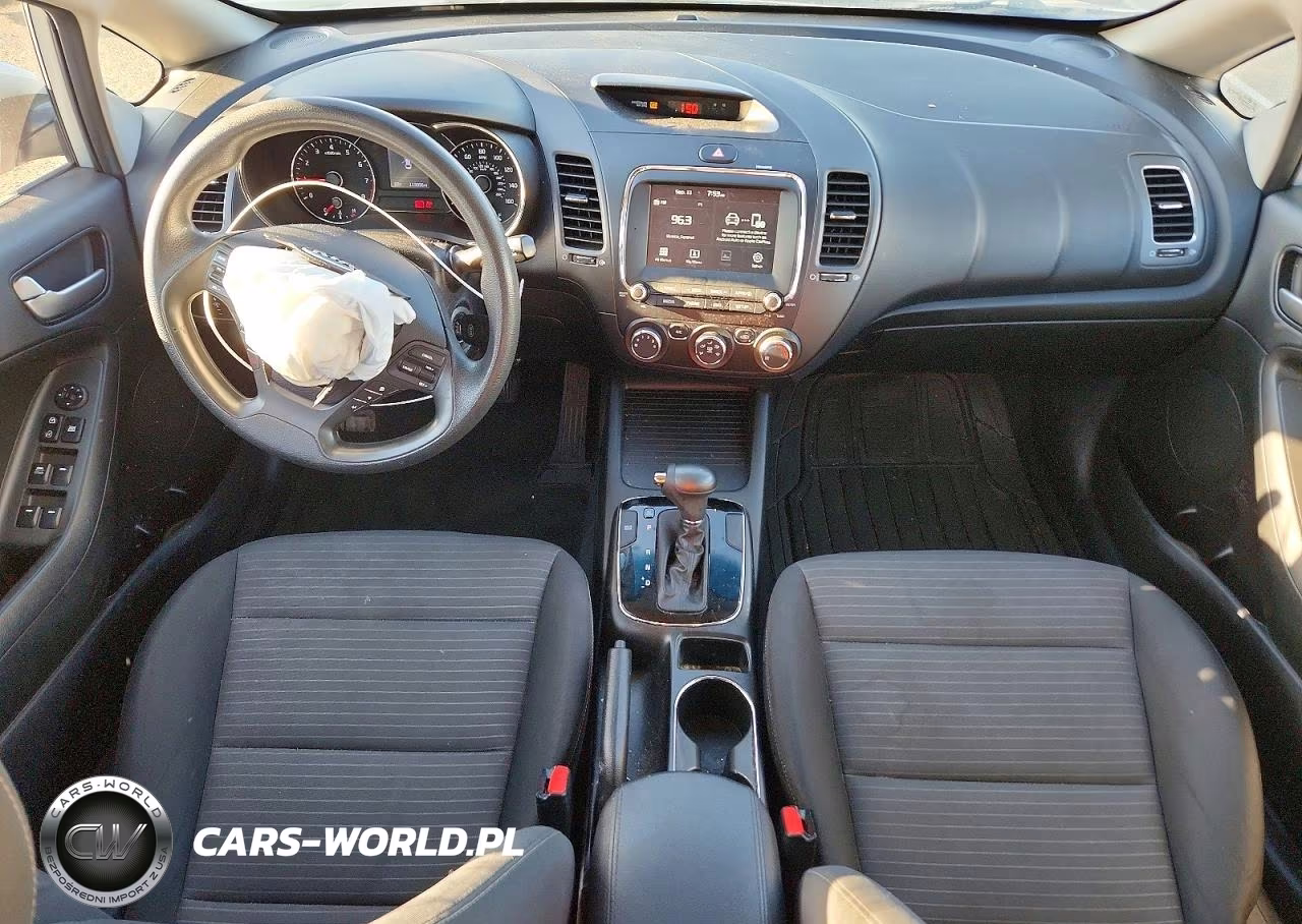 2018 Kia Forte Lx VIN:3KPFL4A73JE244223 - 8