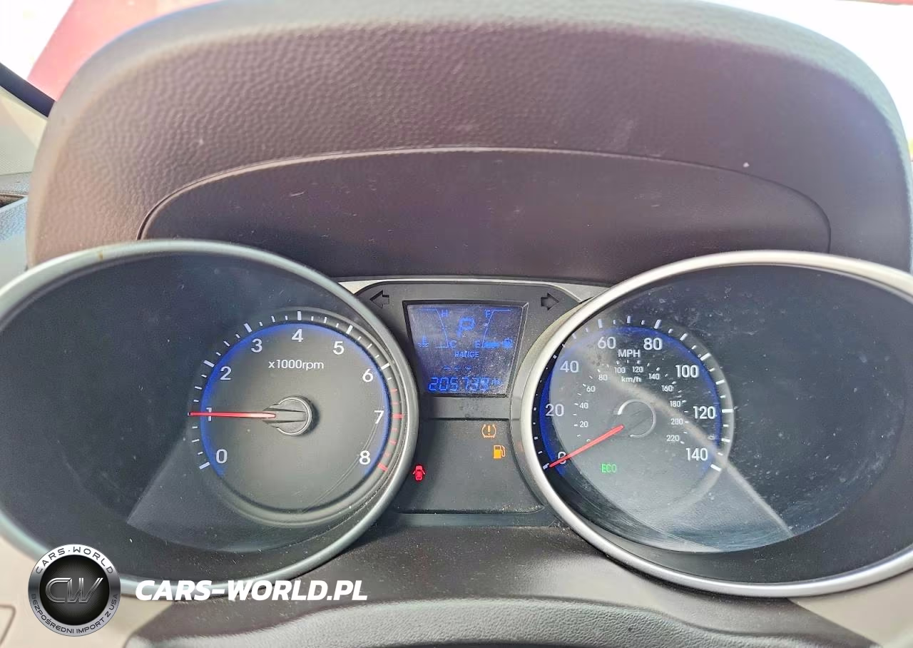 2014 Hyundai Tucson Se VIN:KM8JUCAG0EU879761 - 9