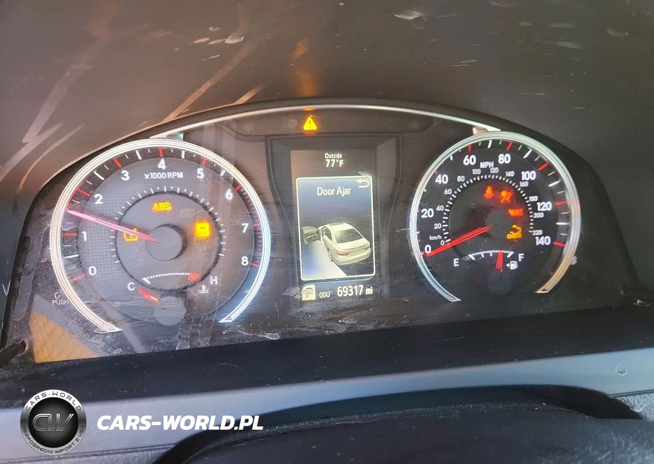 2015 Toyota Camry Se VIN:4T1BF1FK7FU948706 - 9