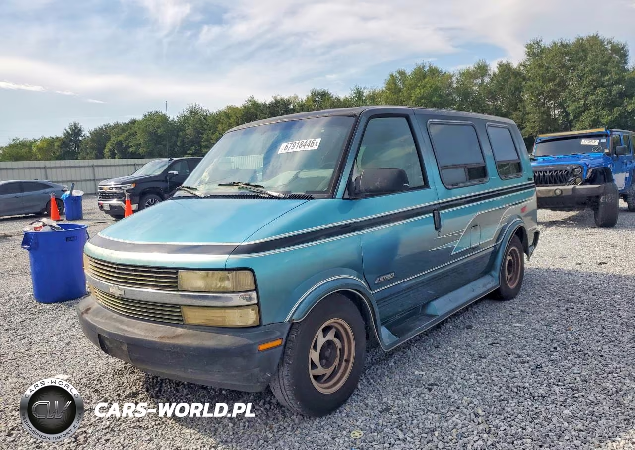 1995 Chevrolet Astro – zdjęcie 1 z 13