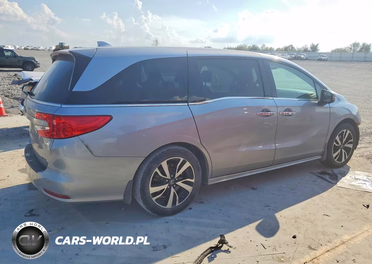 2020 Honda Odyssey Elite VIN:5FNRL6H91LB001863 - 3