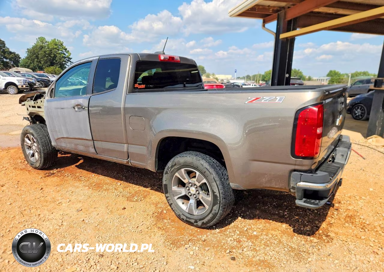 2015 Chevrolet Colorado Z71 VIN:1GCHSCE38F1221155 - 2