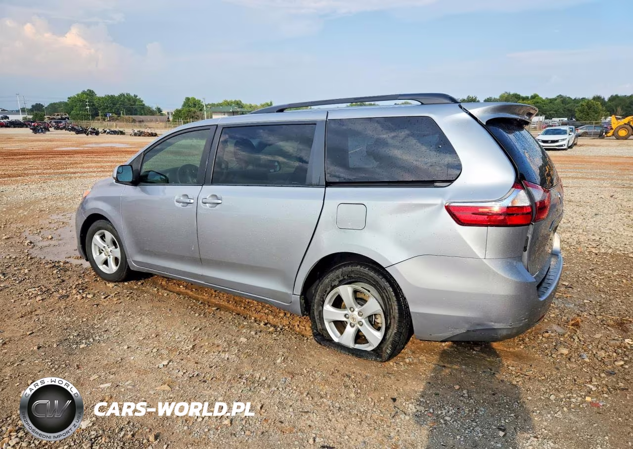 2016 Toyota Sienna Le VIN:5TDKK3DC9GS714712 - 2