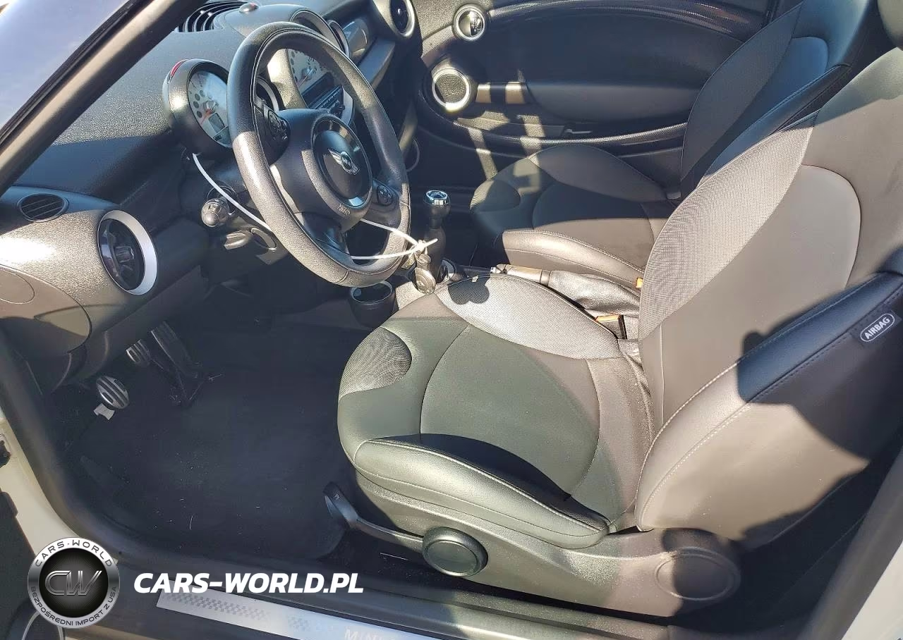 2013 Mini Cooper Coupe S VIN:WMWSX3C54DT409018 - 7