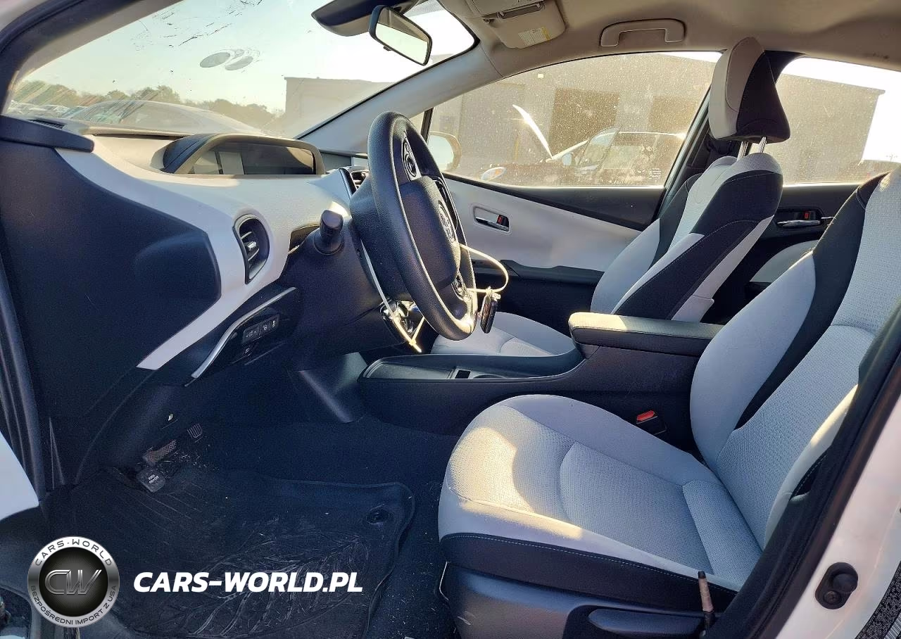 2019 Toyota Prius Le VIN:JTDKARFU2K3079080 - 7