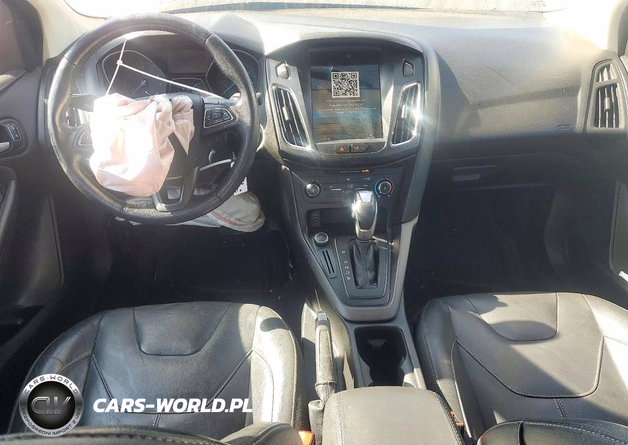 2016 Ford Focus Se VIN:1FADP3F24GL329953 - 8