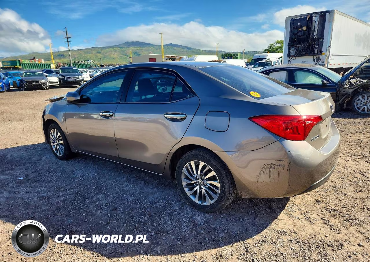 2018 Toyota Corolla L VIN:5YFBURHE6JP825632 - 2