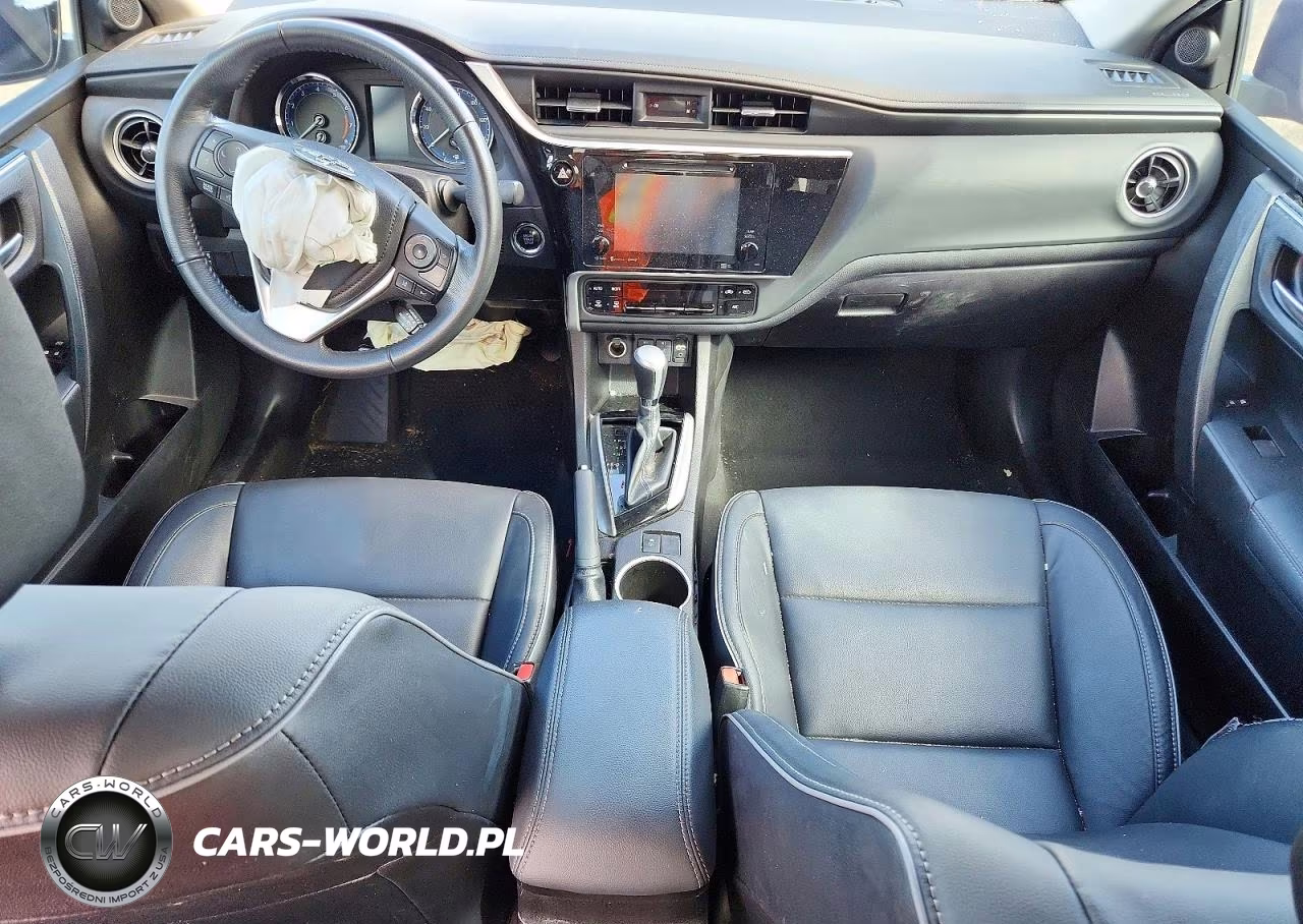 2018 Toyota Corolla L VIN:5YFBURHE6JP825632 - 8