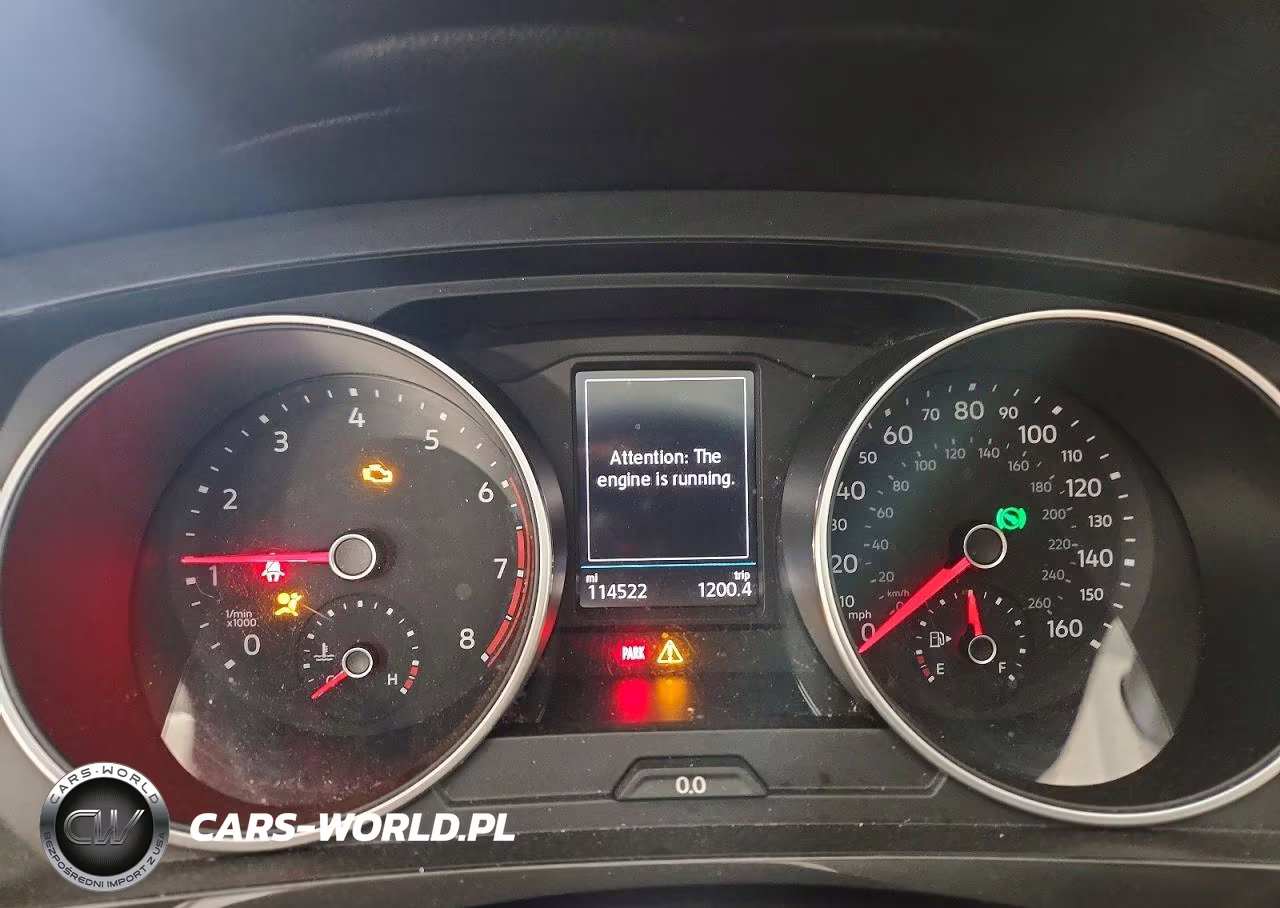 2018 Volkswagen Tiguan S VIN:3VV1B7AX1JM104127 - 9