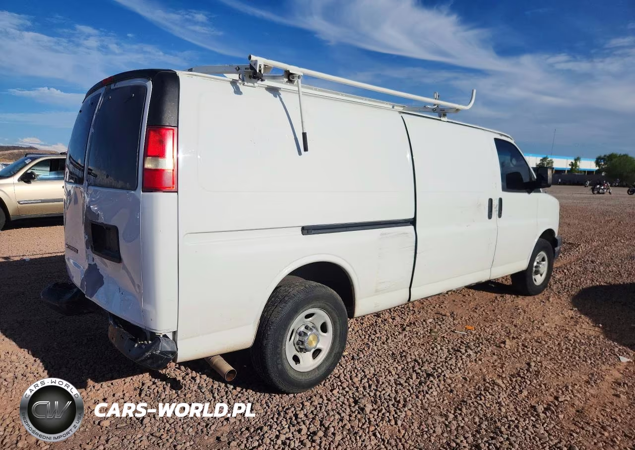 2011 Chevrolet Express G2500 VIN:1GCWGGCA1B1108501 - 3