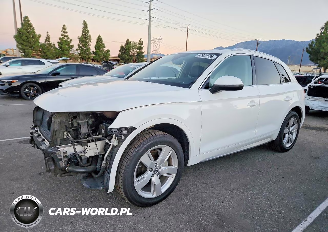 2018 Audi Q5 Premium Plus VIN:WA1BNAFY2J2208443 - 1