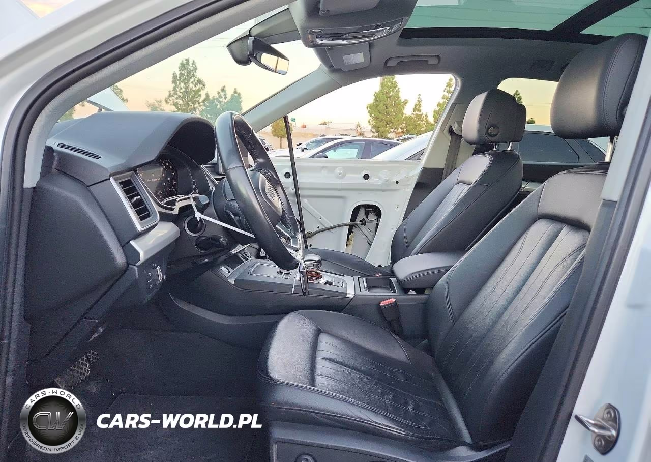 2018 Audi Q5 Premium Plus VIN:WA1BNAFY2J2208443 - 7