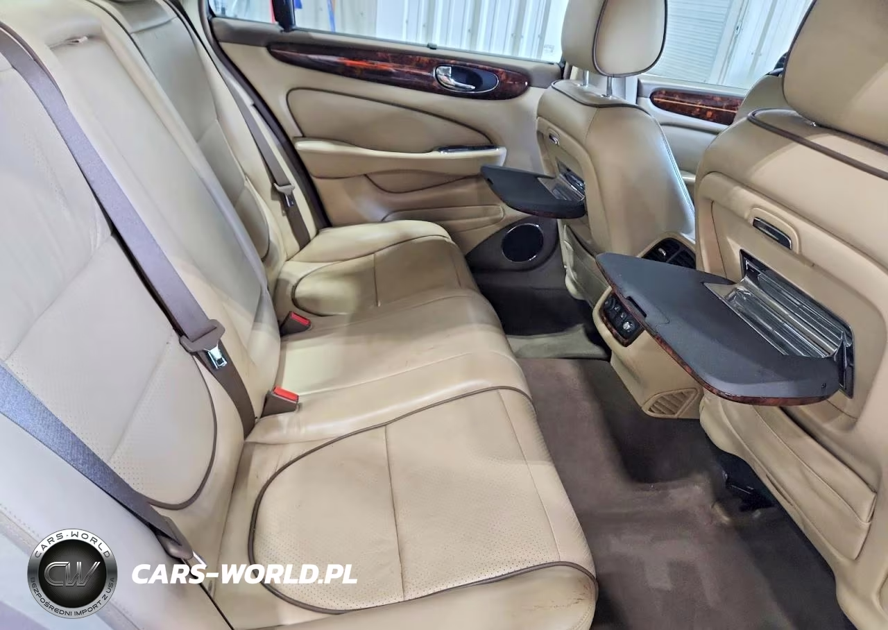 2009 Jaguar Xj Super V8 VIN:SAJWA82B29SH30373 - 10