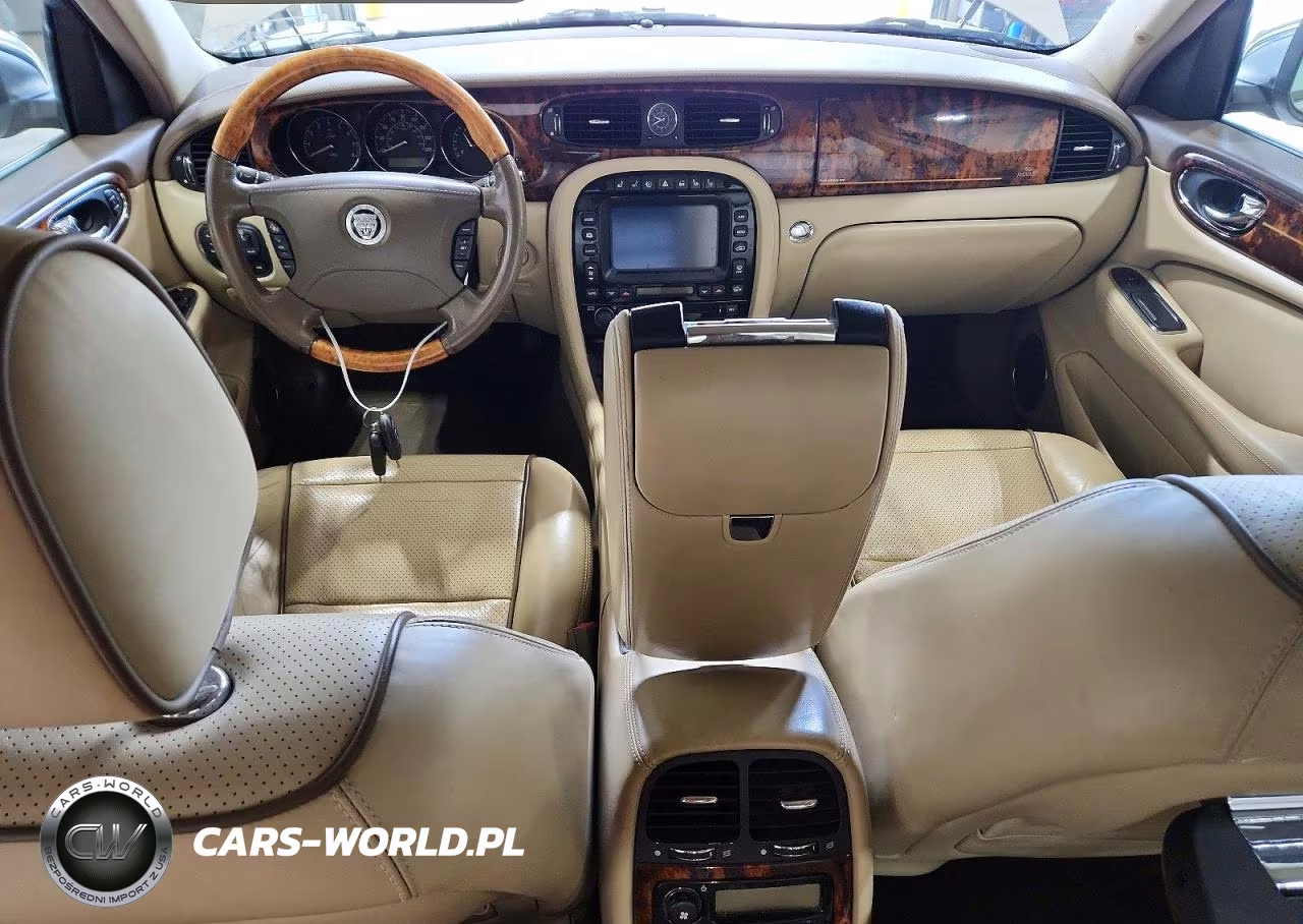 2009 Jaguar Xj Super V8 VIN:SAJWA82B29SH30373 - 8