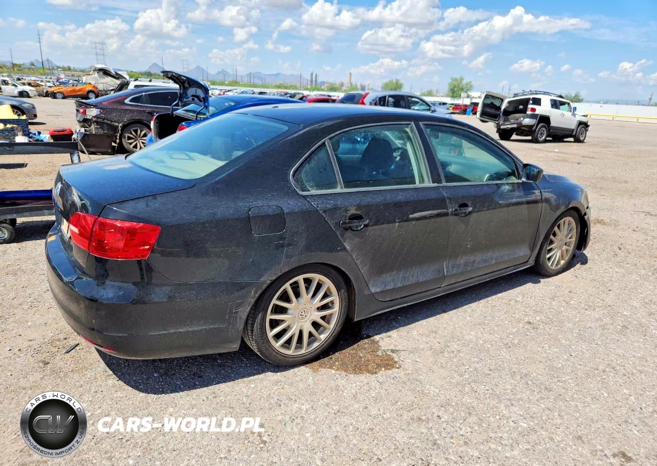 2014 Volkswagen Jetta Base VIN:3VW2K7AJ5EM408580 - 3