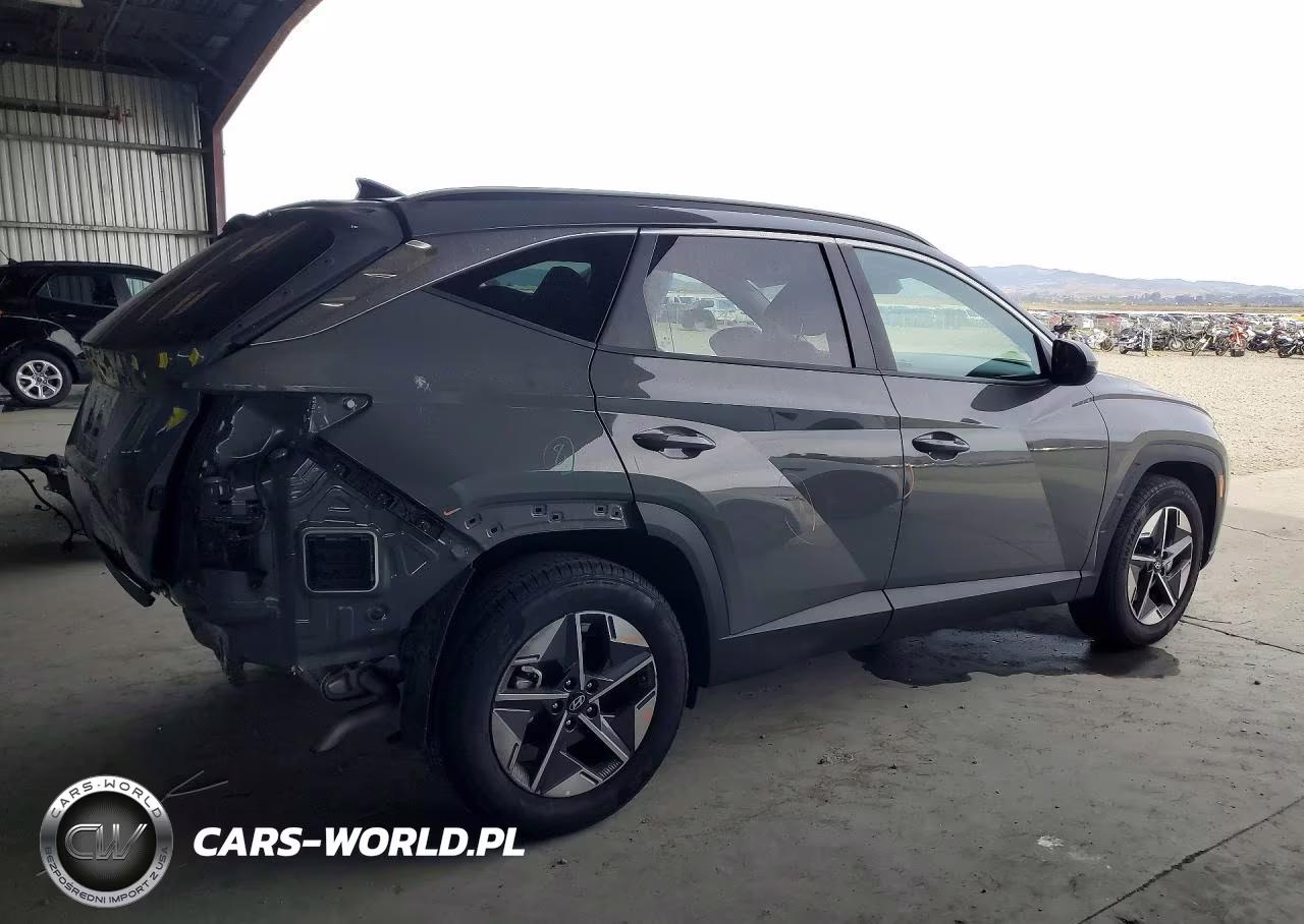 2025 Hyundai Tucson Sel VIN:5NMJB3DE0SH563686 - 3