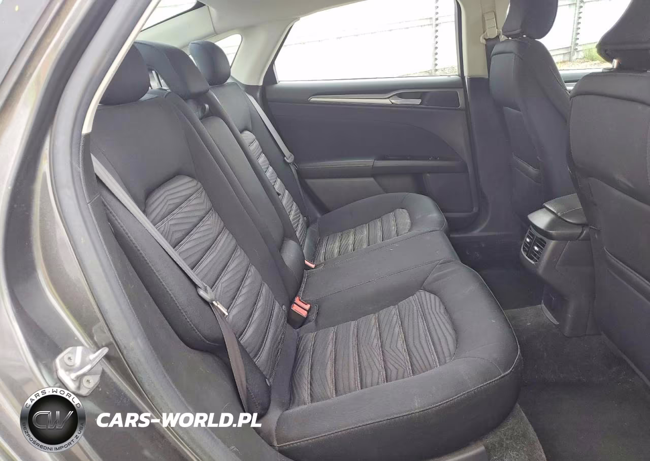 2016 Ford Fusion Se VIN:3FA6P0H70GR196190 - 10