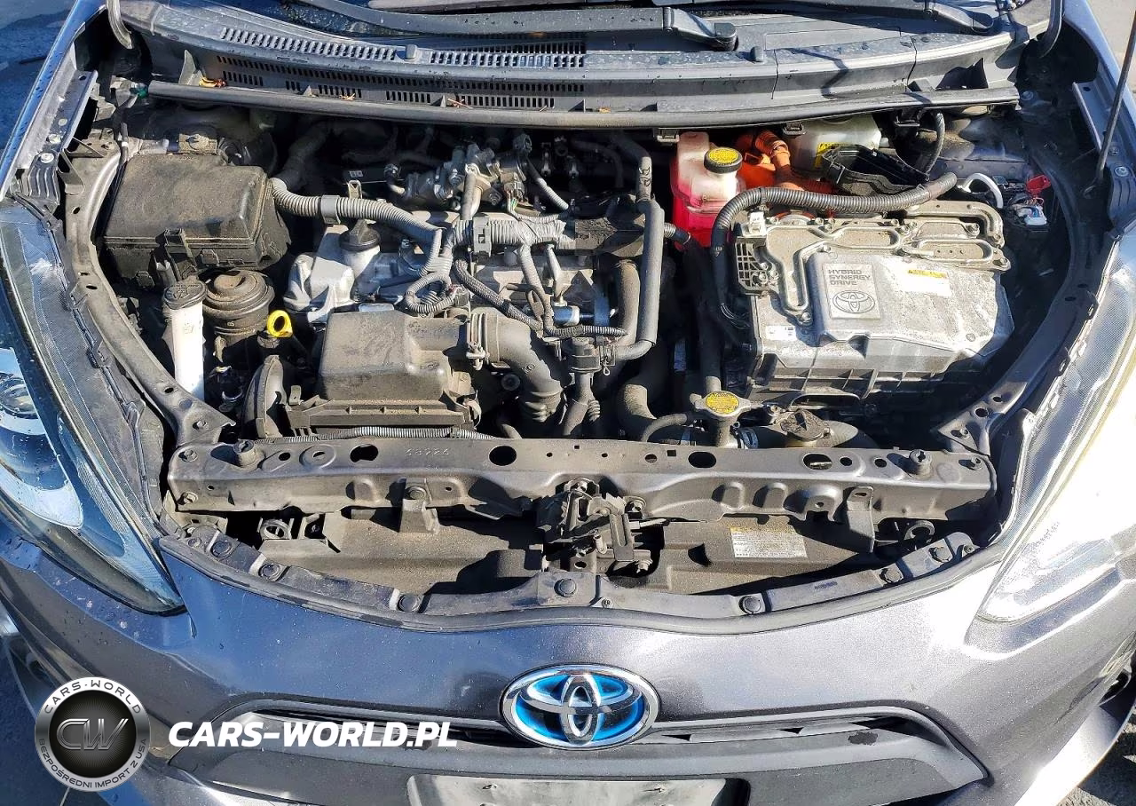 2015 Toyota Prius C One VIN:JTDKDTB36F1584980 - 11