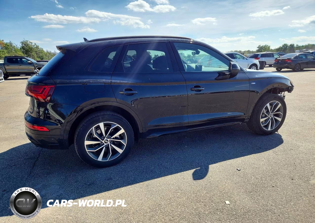 2024 Audi Q5 Premium 45 VIN:WA1GAAFY1R2108461 - 3