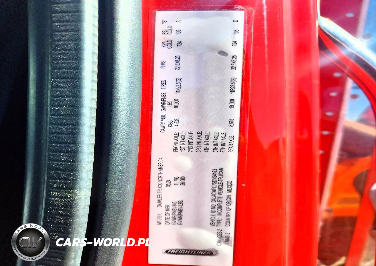 2025 Freightliner Business Class M2 Refrigerated Box Truck VIN:3ALACWFC7SDVS4163 - 11