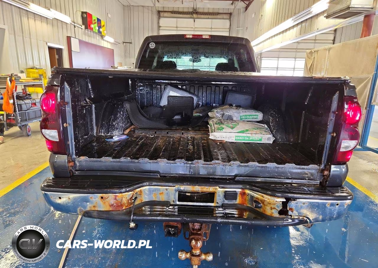 2003 Chevrolet Silverado K2500 Heavy Duty VIN:1GCHK23UX3F252508 - 6