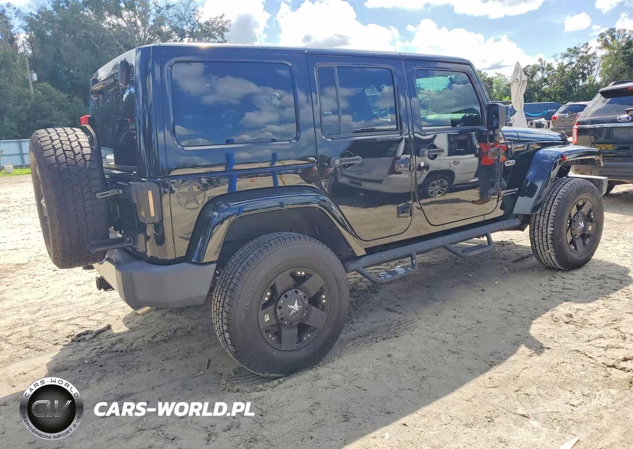 2014 Jeep Wrangler Unlimited Sahara VIN:1C4HJWEGXEL107426 - 3