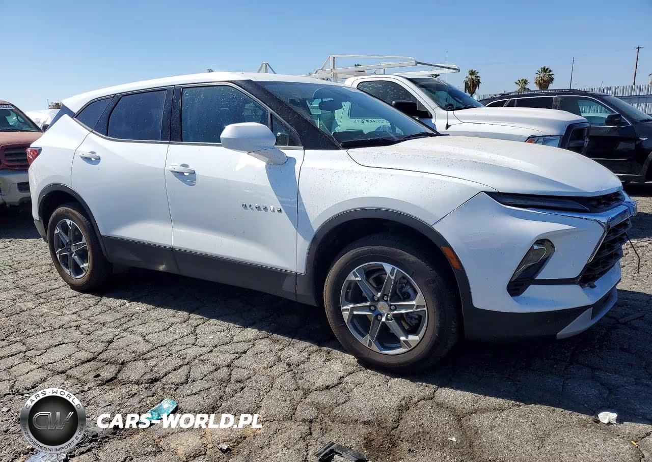2025 Chevrolet Blazer 2Lt VIN:3GNKBCR43SS159334 - 4