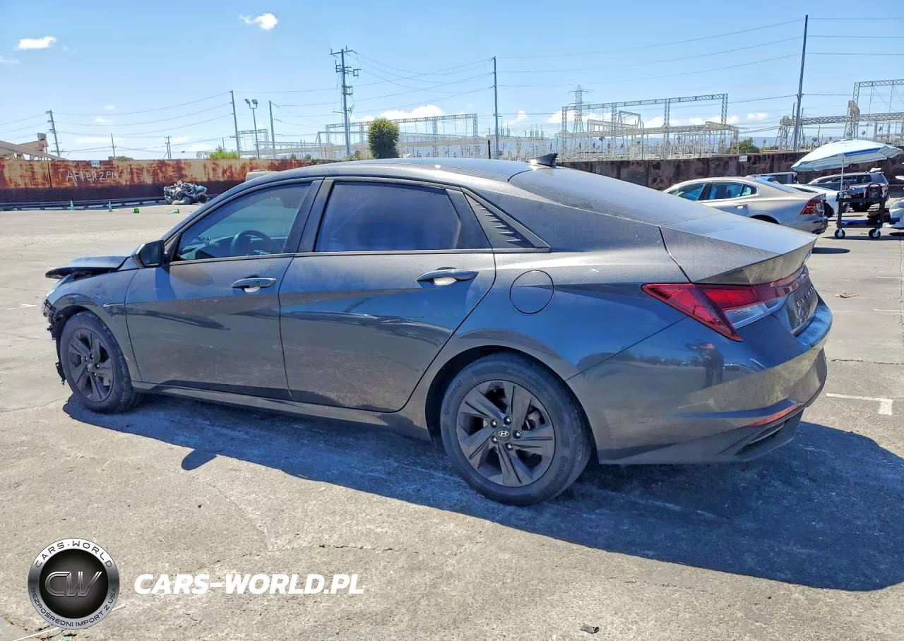 2021 Hyundai Elantra Sel VIN:5NPLM4AG2MH047043 - 2