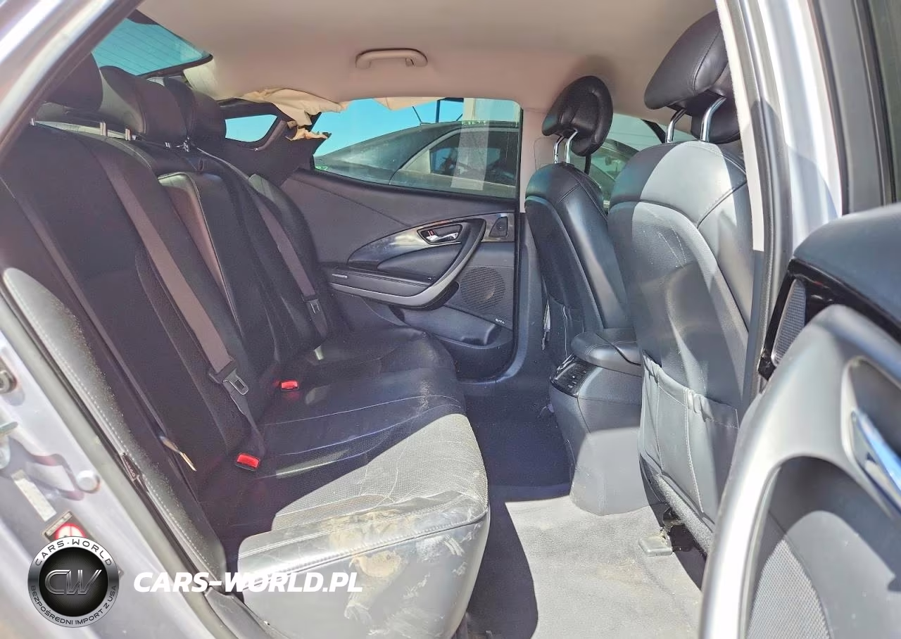 2017 Hyundai Azera Base VIN:KMHFG4JG3HA572612 - 10