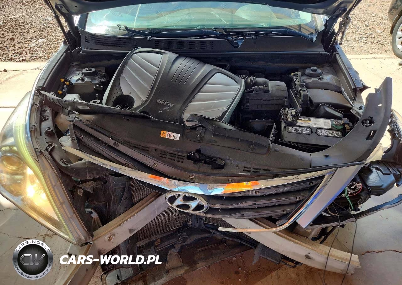 2017 Hyundai Azera Base VIN:KMHFG4JG3HA572612 - 11