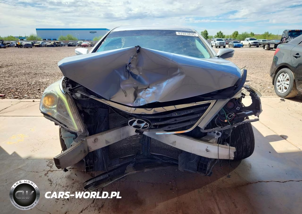 2017 Hyundai Azera Base VIN:KMHFG4JG3HA572612 - 5