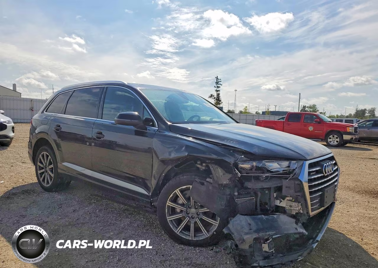2018 Audi Q7 Premium Plus VIN:WA1LAAF70JD009726 - 4