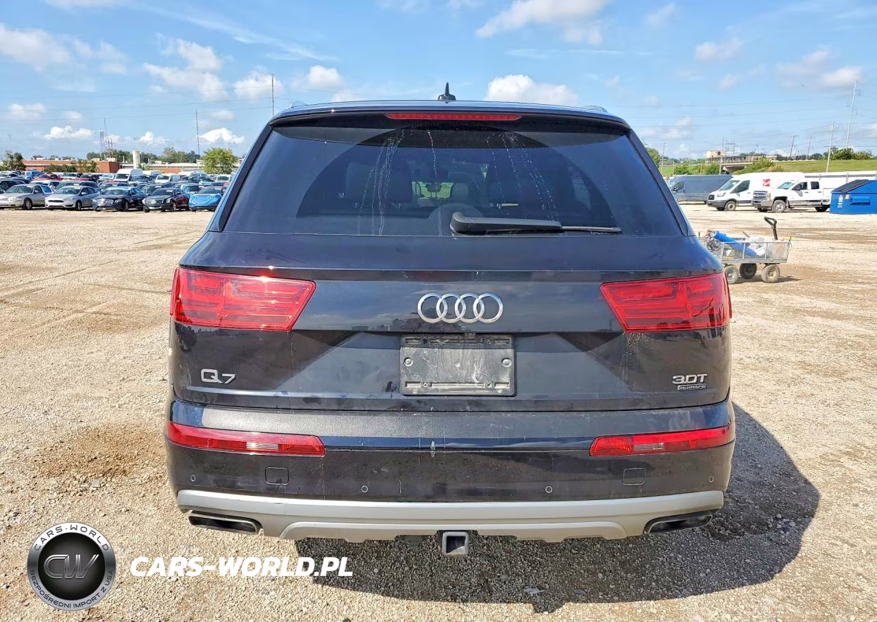 2018 Audi Q7 Premium Plus VIN:WA1LAAF70JD009726 - 6
