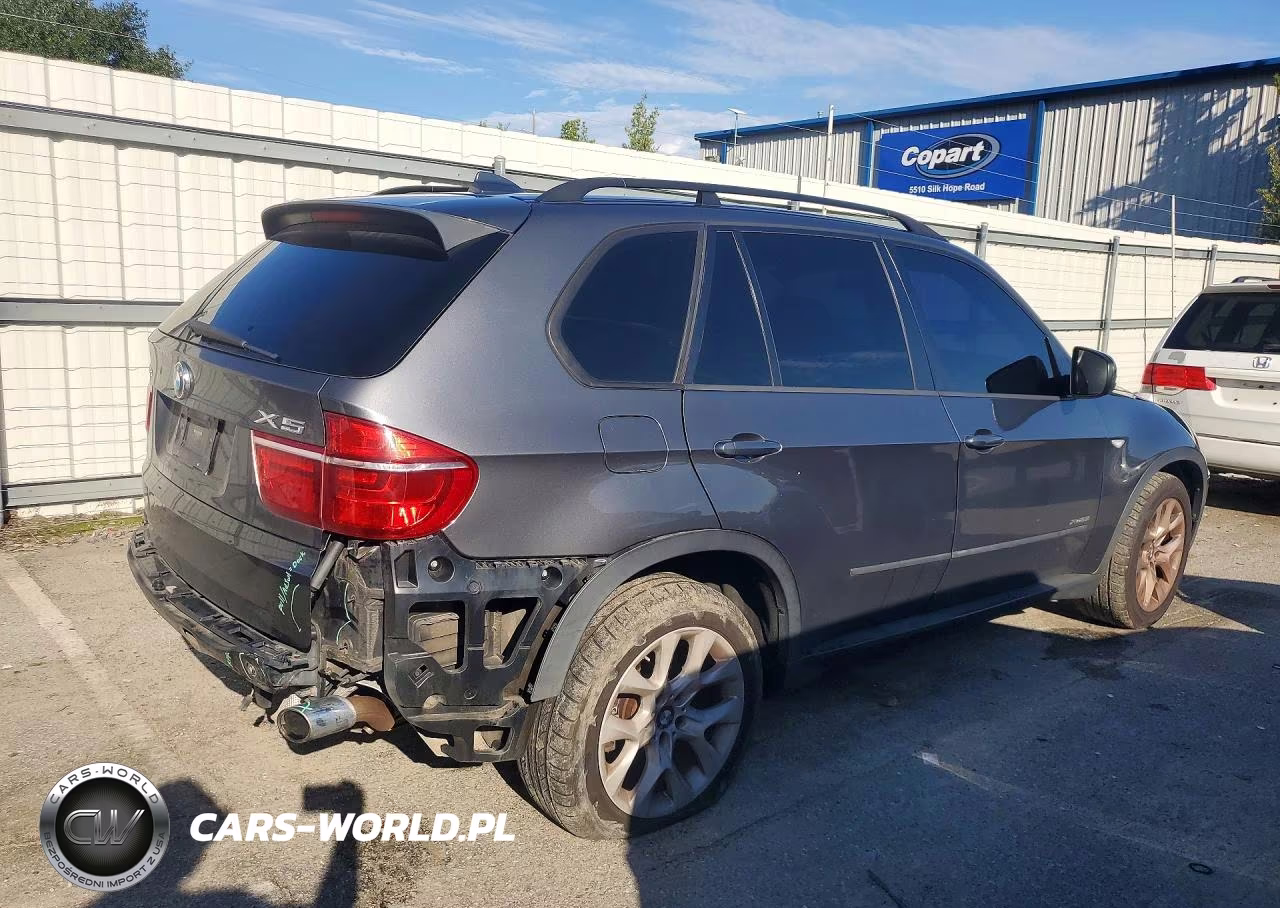 2012 BMW X5 xDrive35I VIN:5UXZV4C56CL758868 - 3