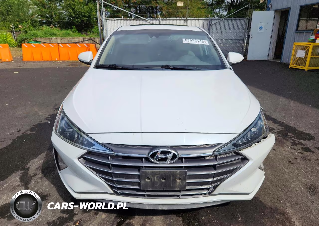 2019 Hyundai Elantra Value Edition VIN:5NPD84LF0KH424124 - 5