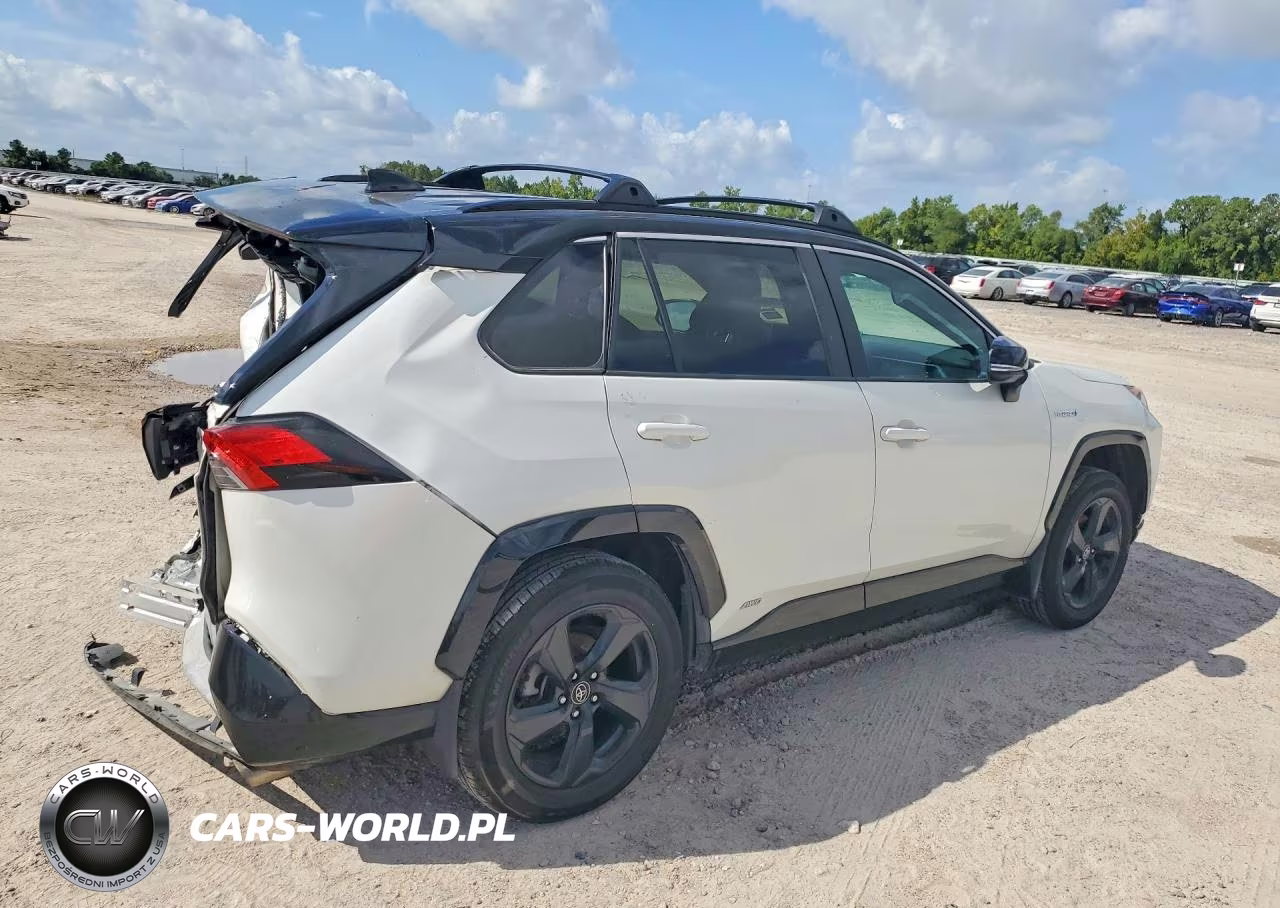 2020 Toyota Rav4 Xse VIN:4T3EWRFV6LU008017 - 3
