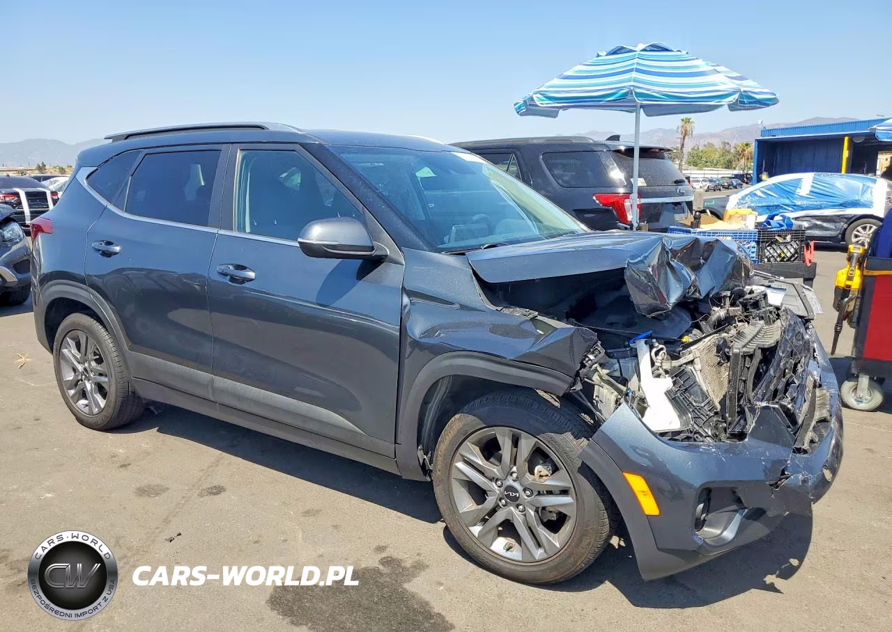 2023 Kia Seltos S VIN:KNDEU2AA6P7417797 - 4