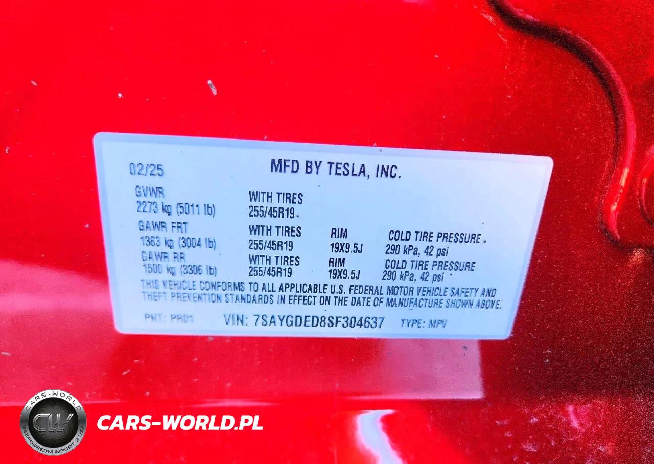 2025 Tesla Model Y VIN:7SAYGDED8SF304637 - 13