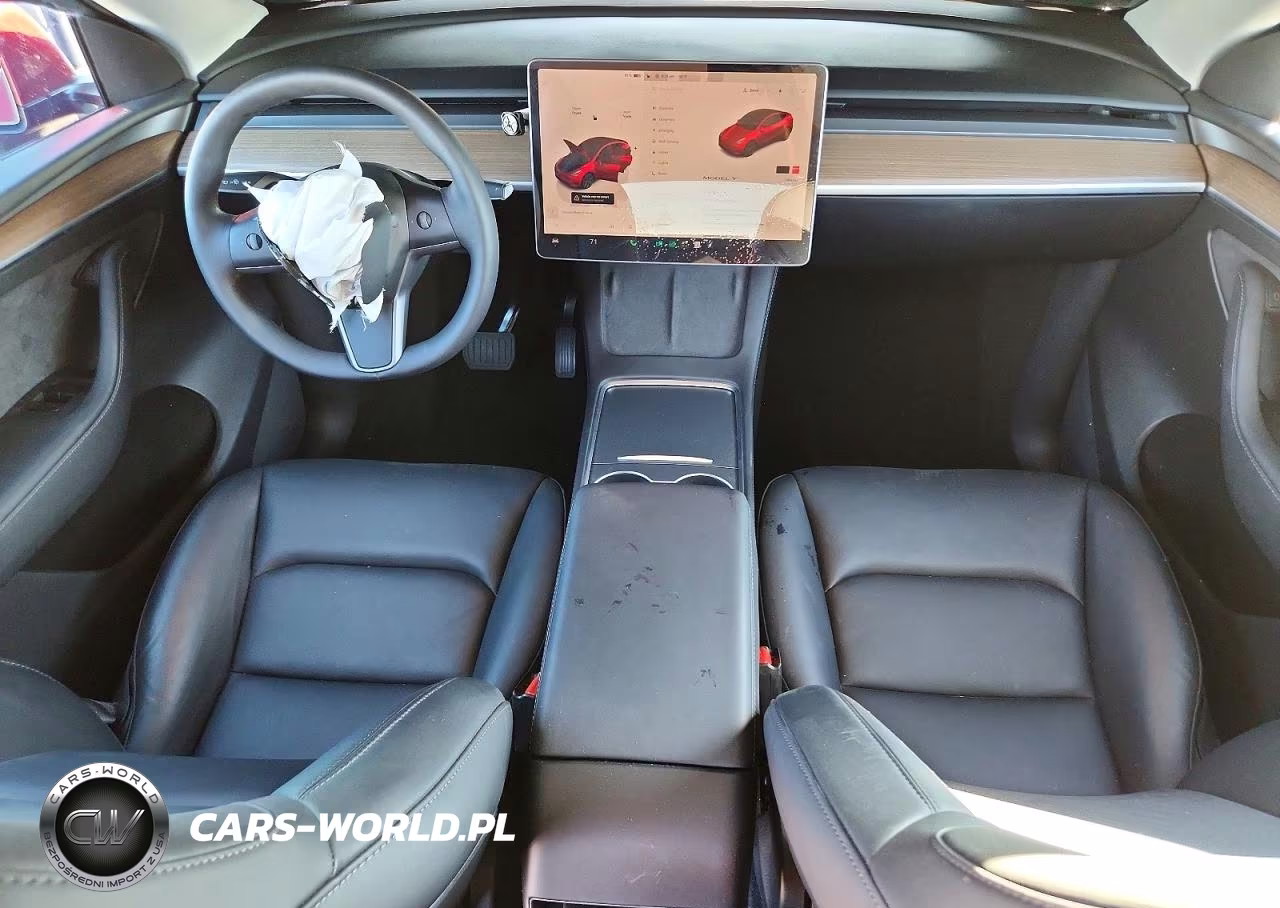 2025 Tesla Model Y VIN:7SAYGDED8SF304637 - 8